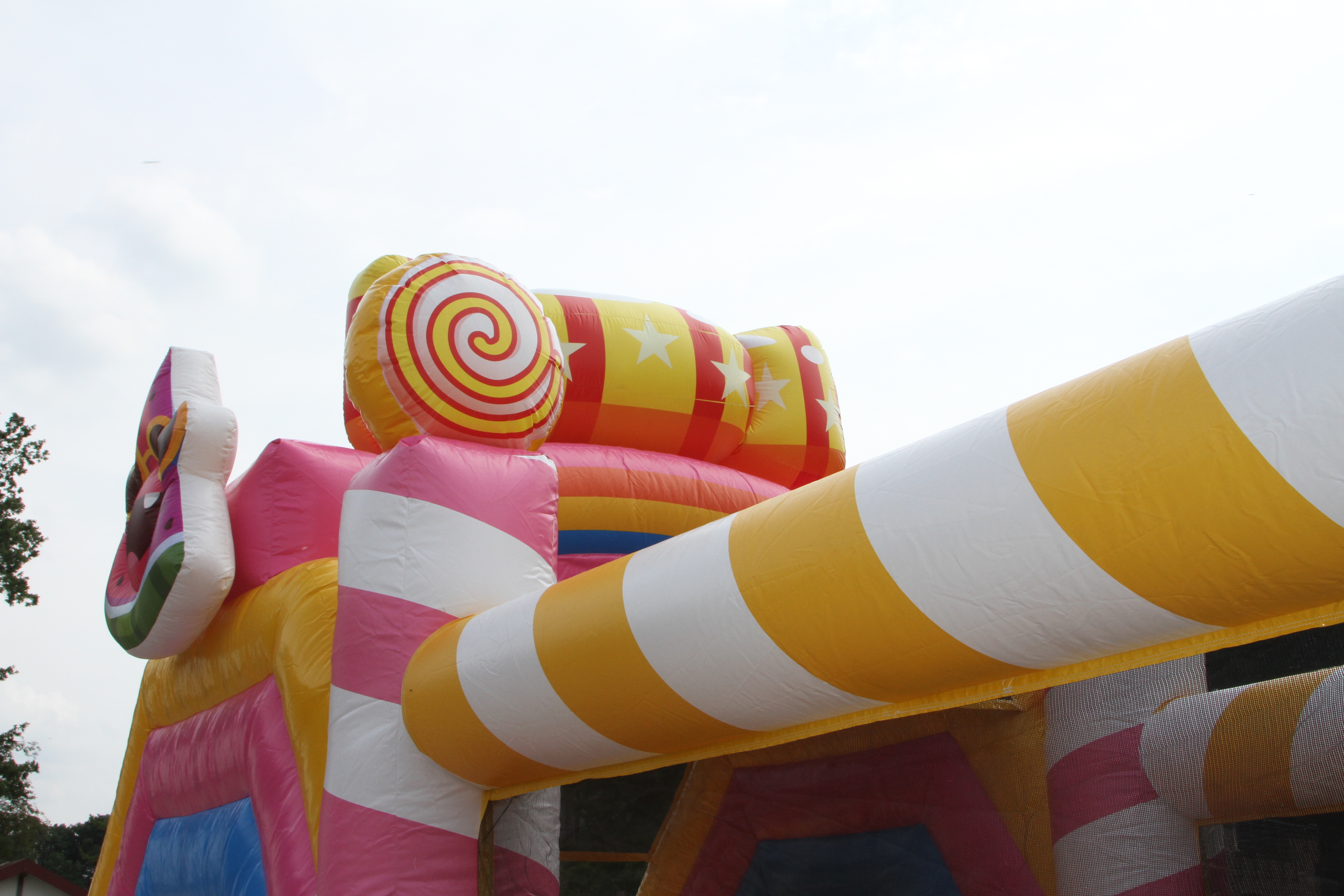 Stormbaan candy met glijbaan - 10x3,1 m