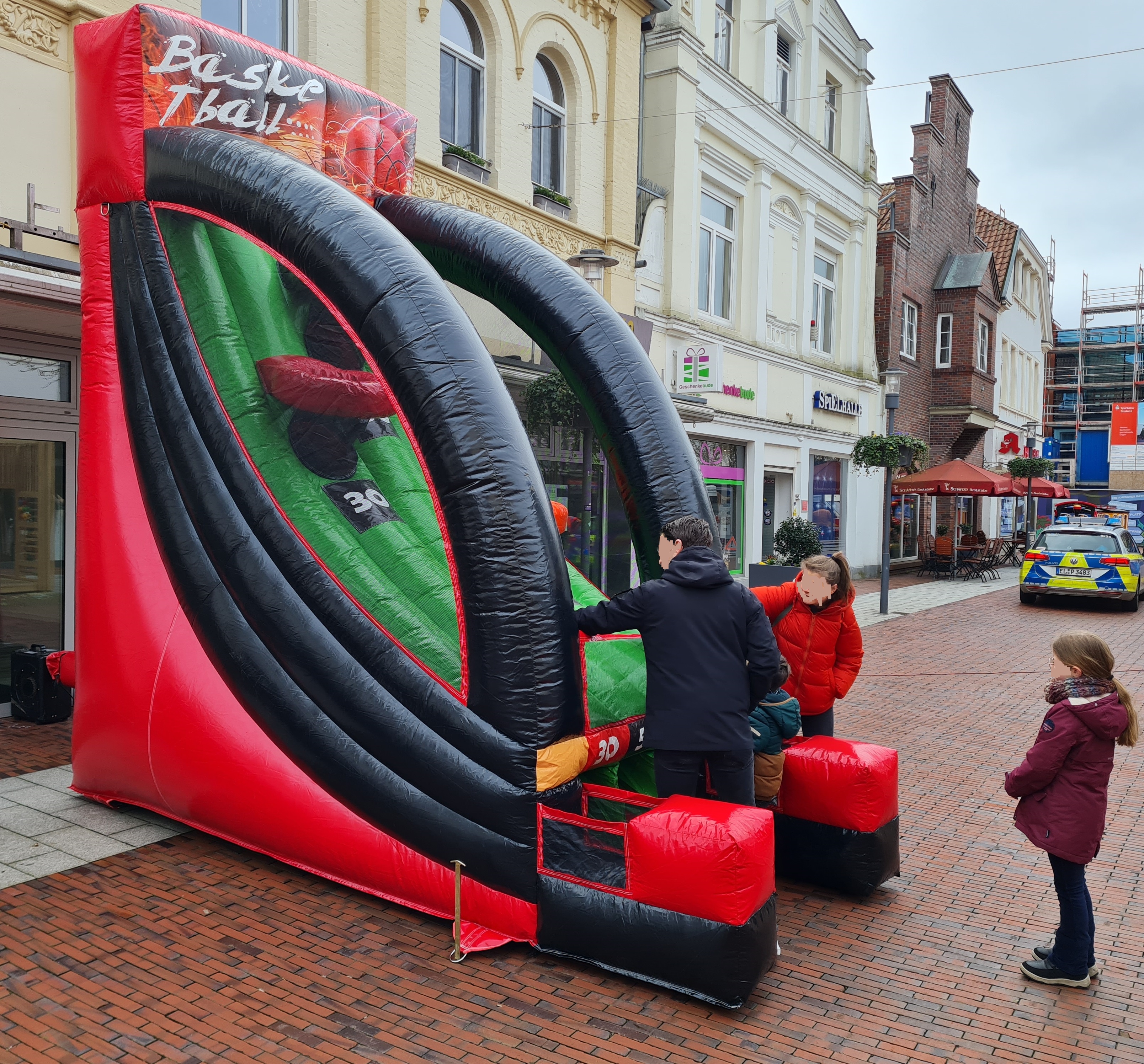 Opblaasbaar Basketbal 2x4 m