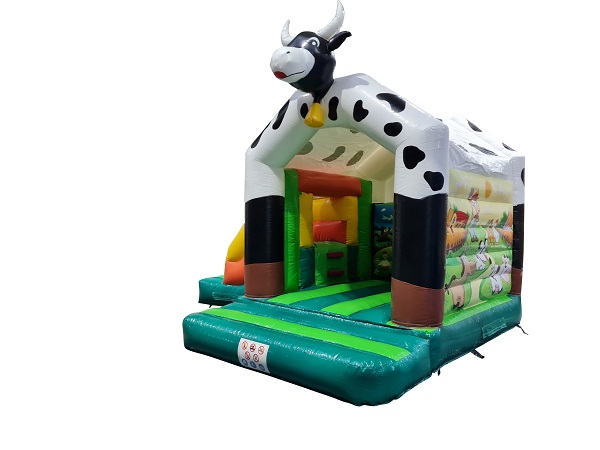 Springkussen Koe met glijbaan en dak 5x4,5m 