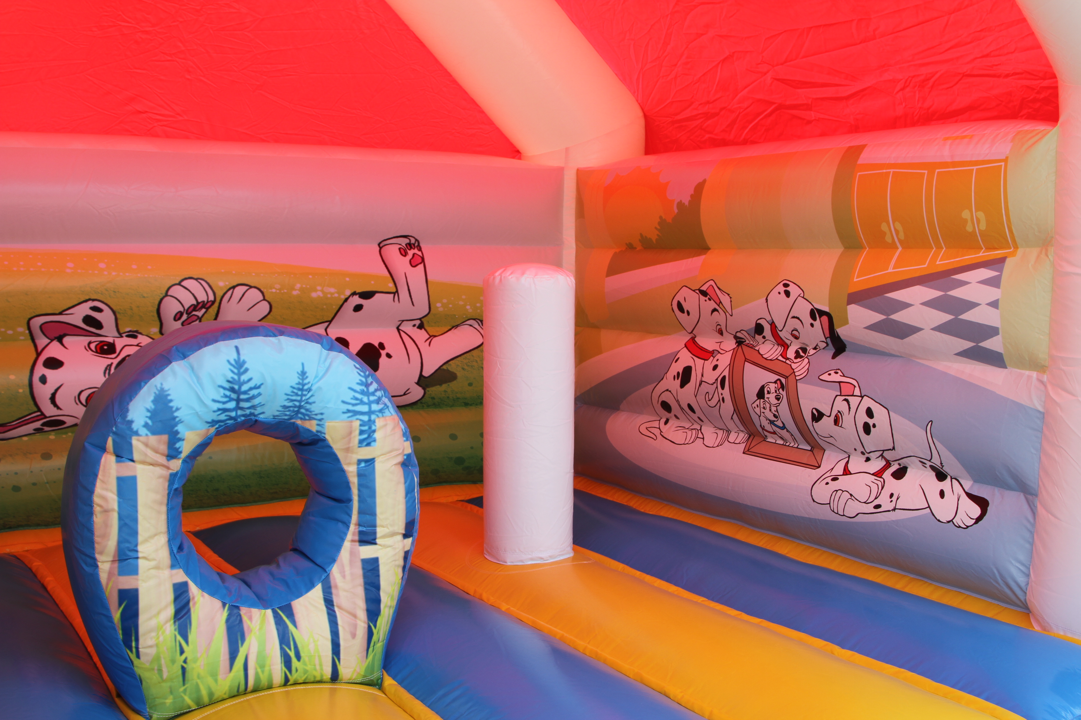 Springkussen 4,5x4 m - delmatier 