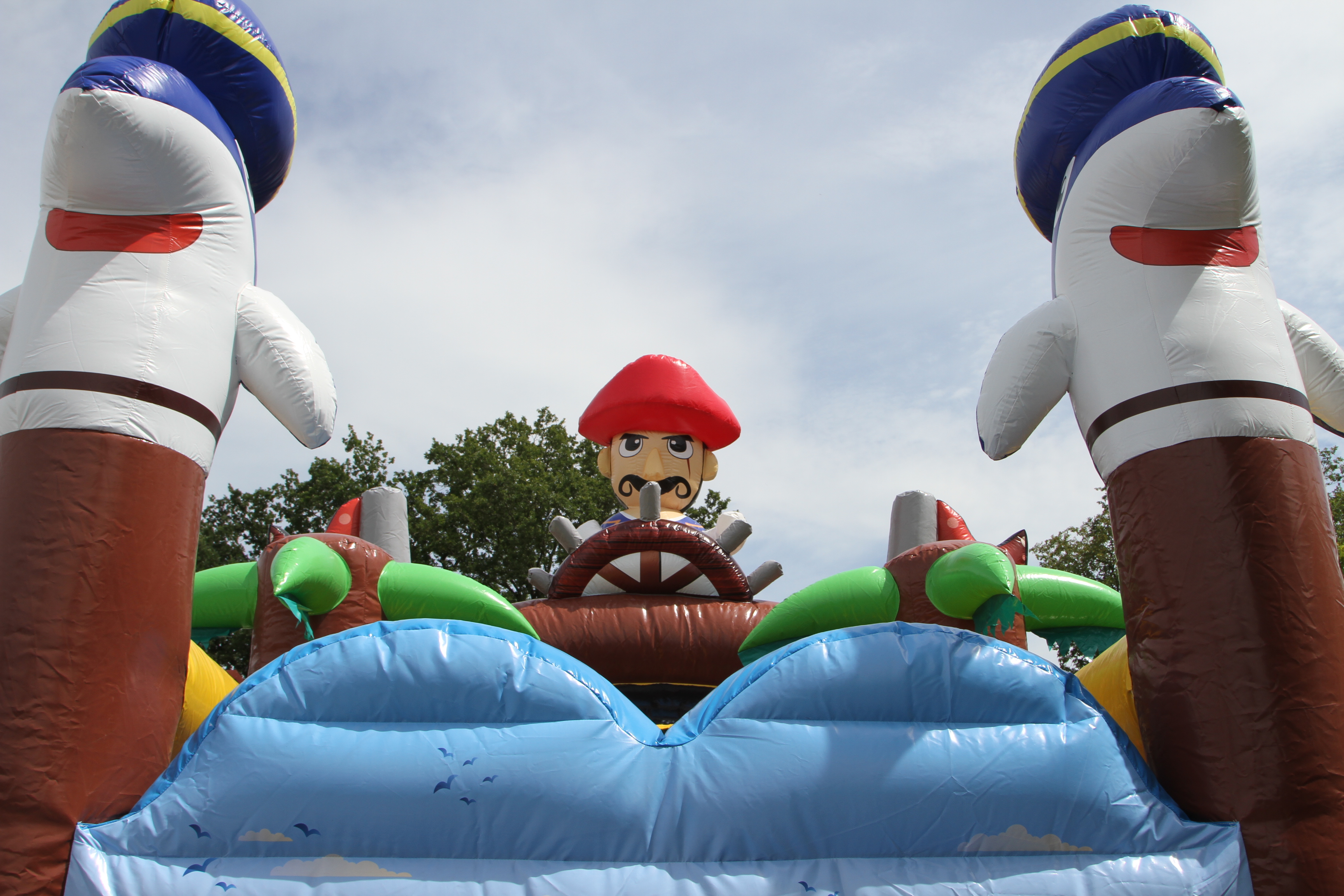 Stormbaan piraat met glijbaan - 10x3,1 m