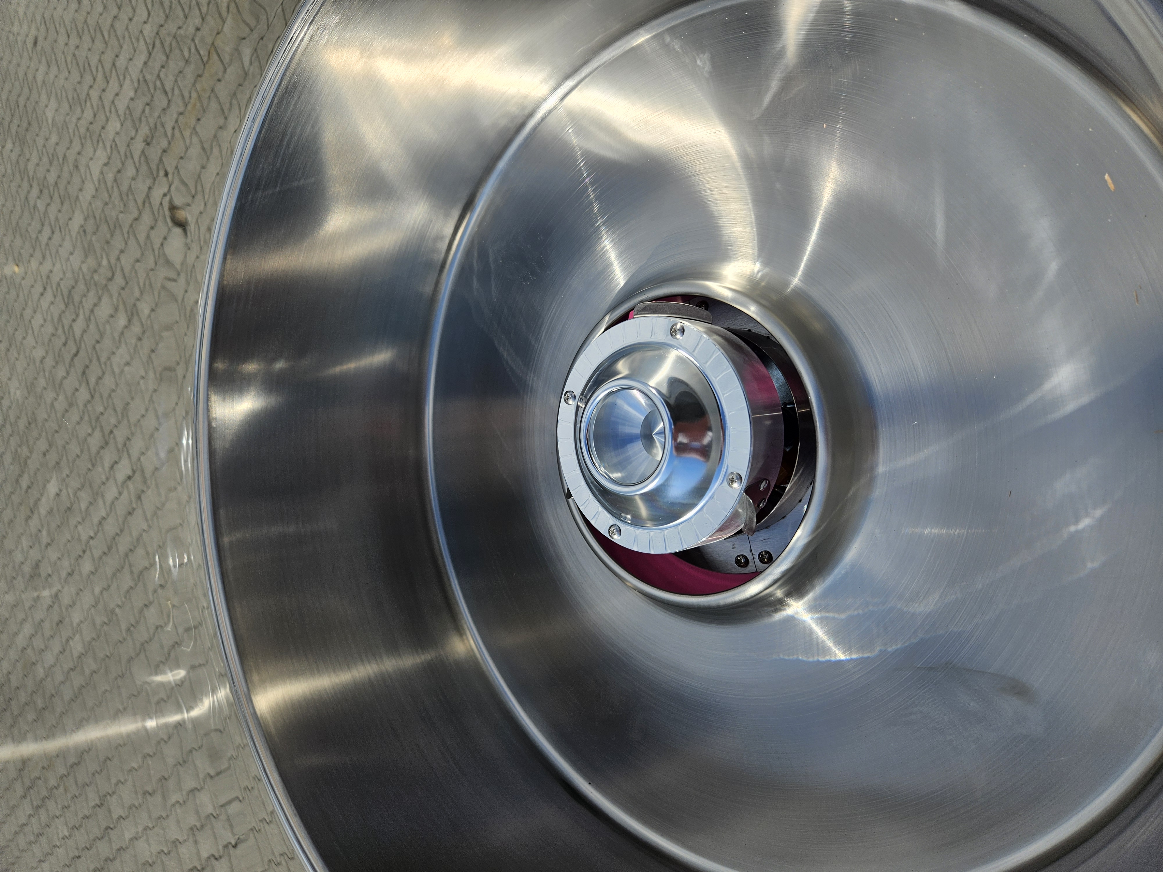 Suikerspinmachine met kom en spatbescherming
